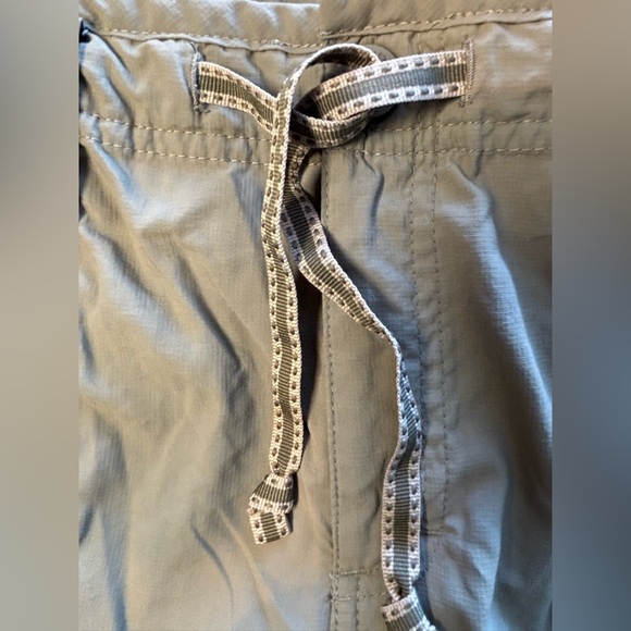 The North Face | Alam convertible hiking pants. Size: 14 - Picture 8 of 16